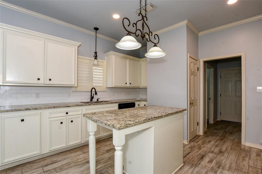 Shreveport, Louisiana 71106, United States, 6 Bedrooms Bedrooms, ,4 BathroomsBathrooms,Residential,Active,83927