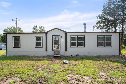 Photo of 3896 NW County Road 3111, Purdon, TX 76679 (MLS # 21306349)