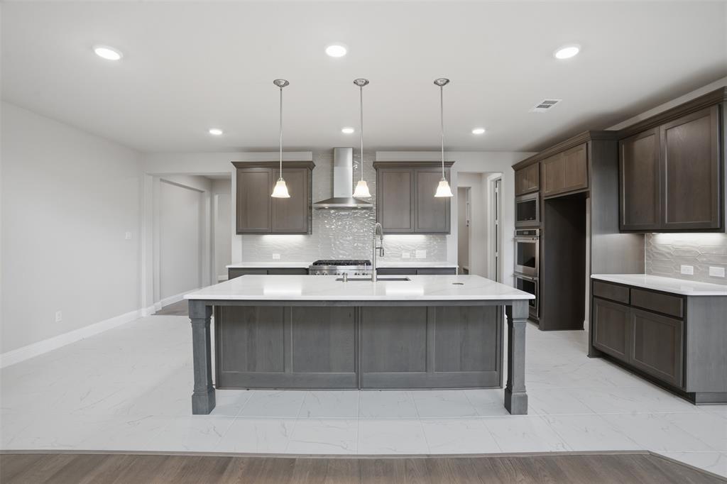 DOMINION OF PLEASANT VALLEY - Residential