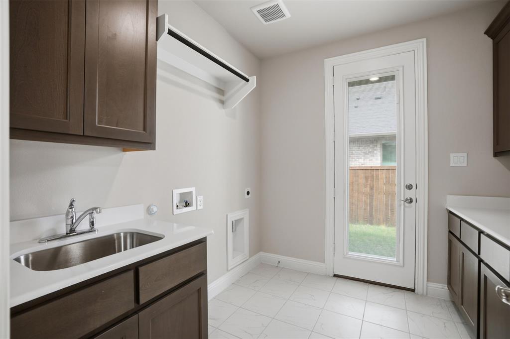 DOMINION OF PLEASANT VALLEY - Residential