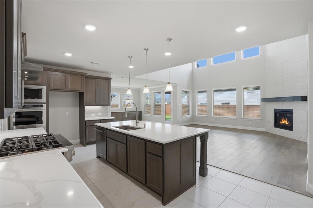 DOMINION OF PLEASANT VALLEY - Residential