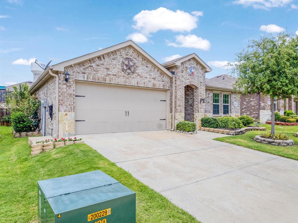 1223 Trevino Road