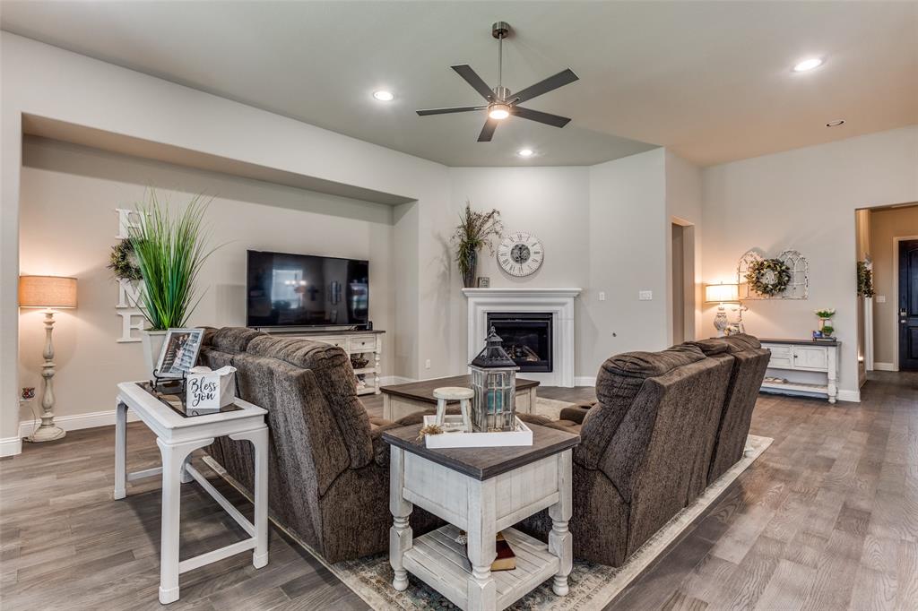 3122 Grandview Drive