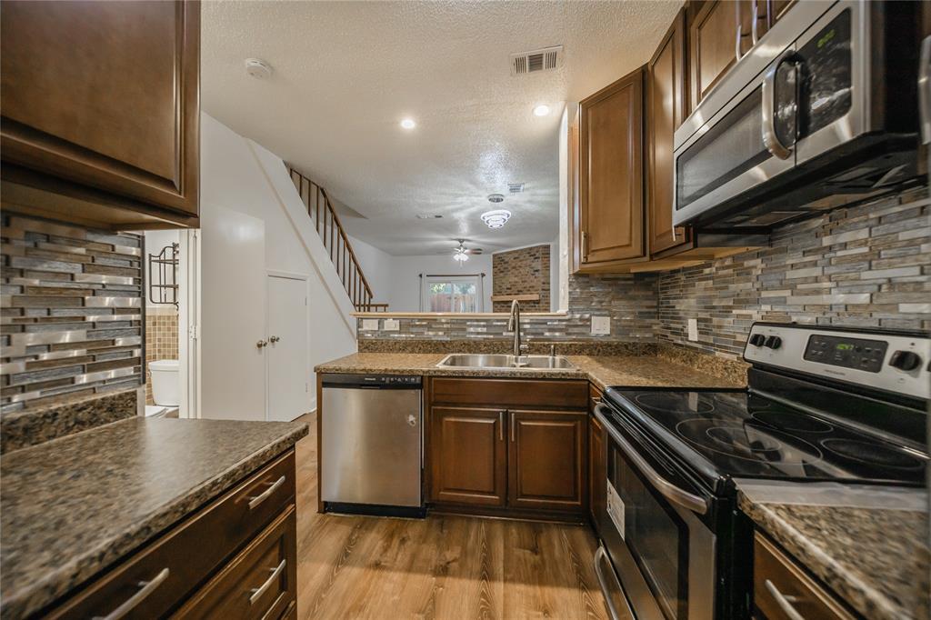 Pheasant Landing #8 - Residential Lease