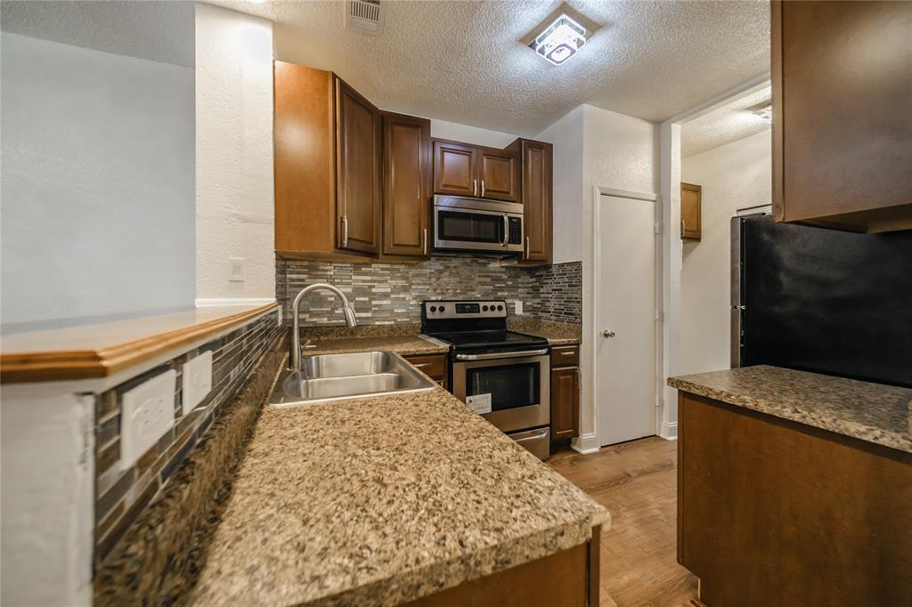 Pheasant Landing #8 - Residential Lease