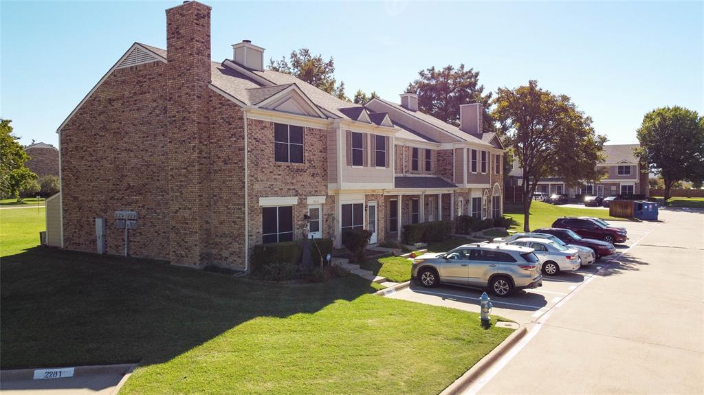 Pheasant Landing #8 - Residential Lease