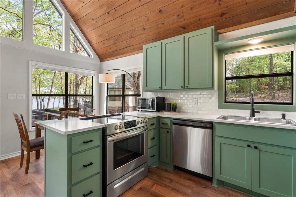 Barker Creek - Residential