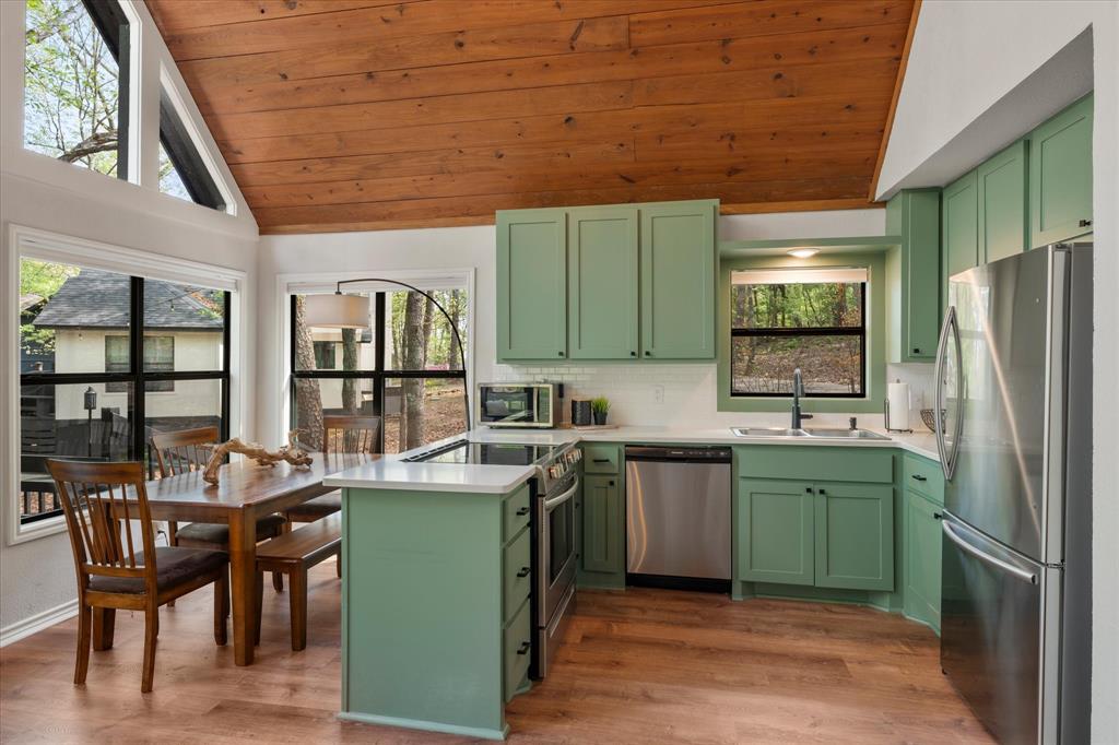 Barker Creek - Residential