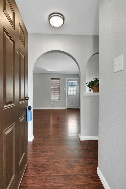 7516 Walnuthill Court