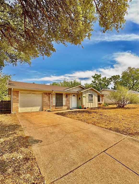 1104 Crane Drive