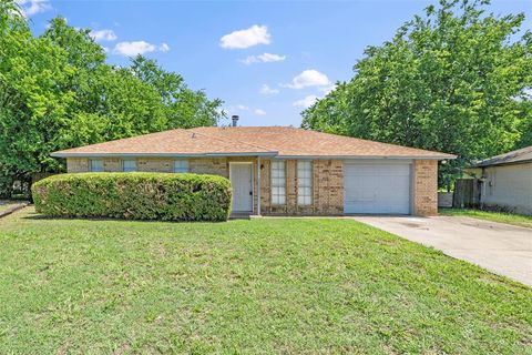 306 Monica Street Glenn Heights TX 75154