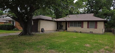 2245 Highwood Drive Dallas TX 75228