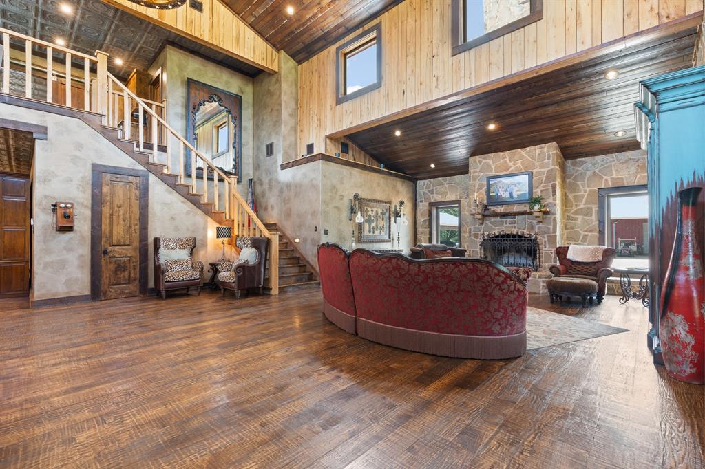 4237 County Road 312b