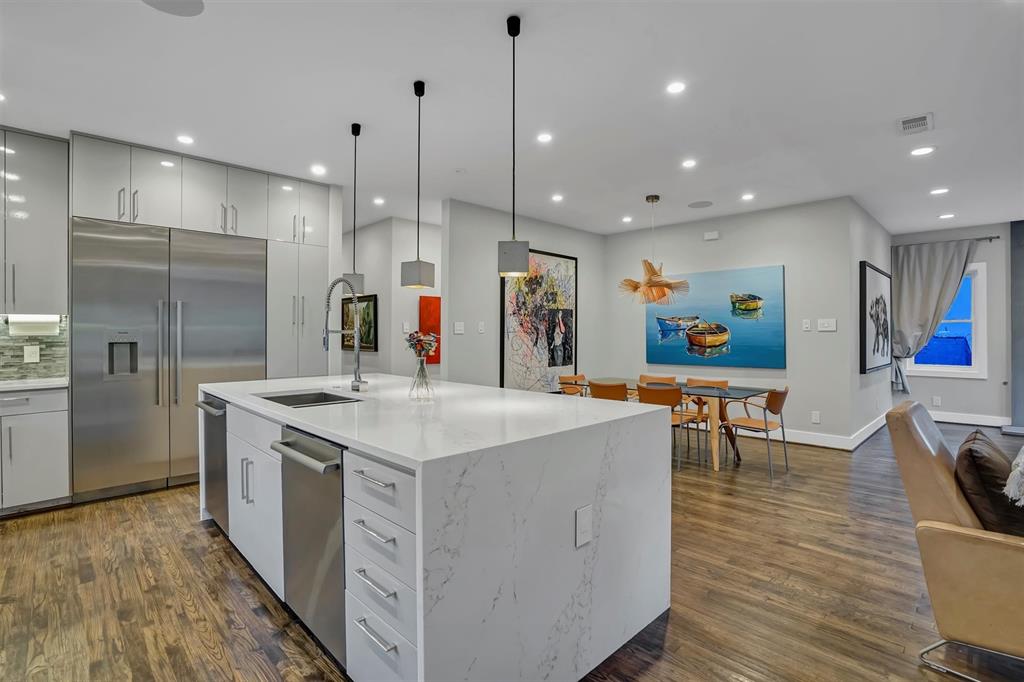 S M U Heights - Residential