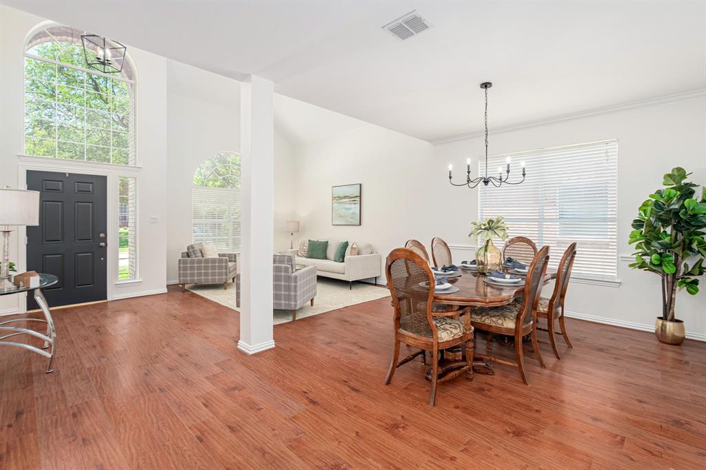 206 Del Cano Drive