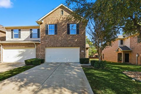 Property photo of 2917 Saint Andrews Drive, Lewisville, TX 75067