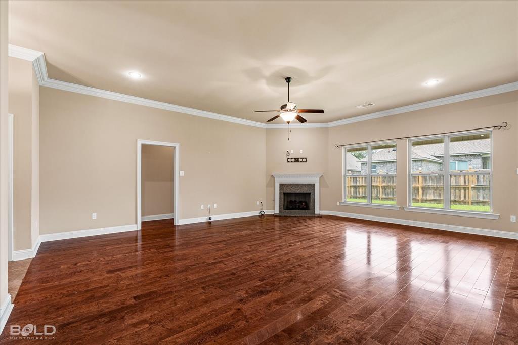 Shreveport, Louisiana 71106, United States, 4 Bedrooms Bedrooms, ,2 BathroomsBathrooms,Residential,Active,133369