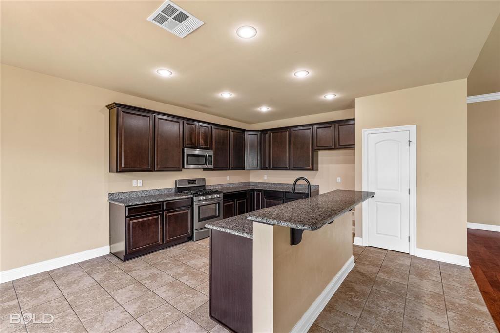 Shreveport, Louisiana 71106, United States, 4 Bedrooms Bedrooms, ,2 BathroomsBathrooms,Residential,Active,133369