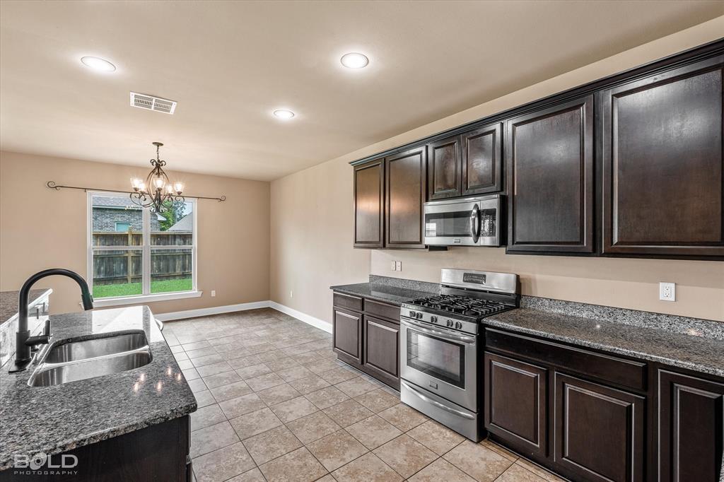 Shreveport, Louisiana 71106, United States, 4 Bedrooms Bedrooms, ,2 BathroomsBathrooms,Residential,Active,133369