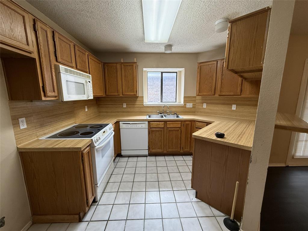 Samuell Park Farms Wast - Residential