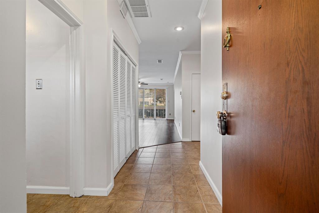 Keller Spgs Condos - Residential