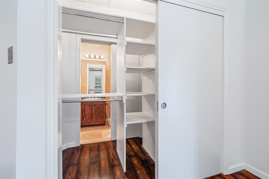 Keller Spgs Condos - Residential