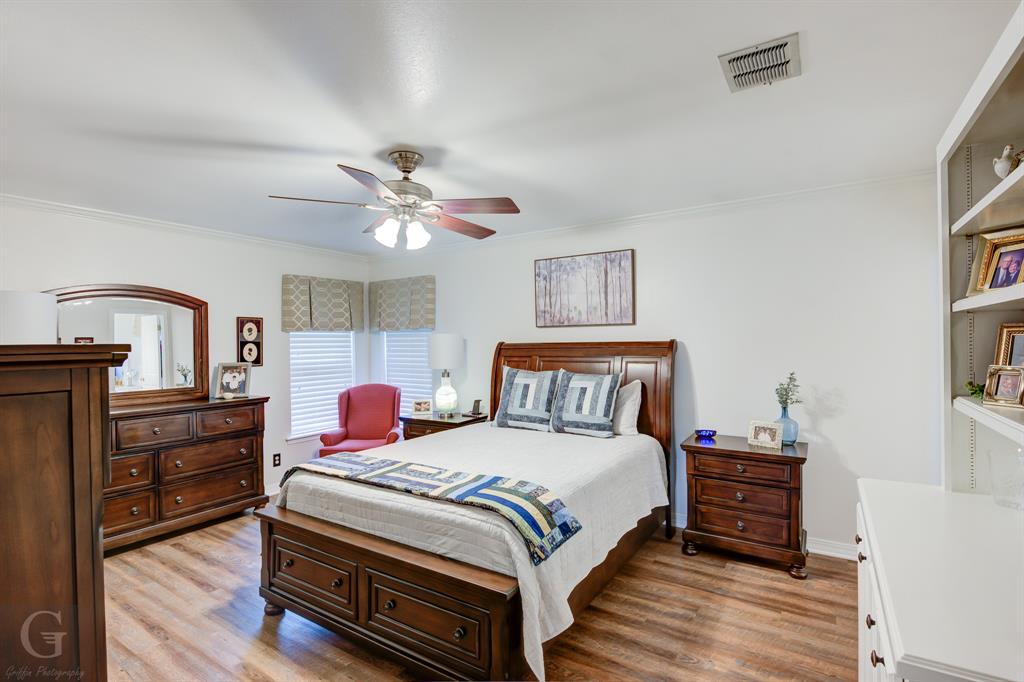 Bossier City, Louisiana 71111, United States, 4 Bedrooms Bedrooms, ,3 BathroomsBathrooms,Residential,Active,97916