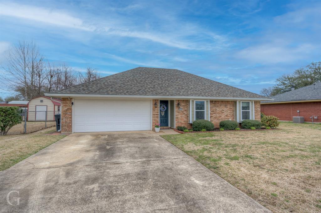 Bossier City, Louisiana 71111, United States, 4 Bedrooms Bedrooms, ,3 BathroomsBathrooms,Residential,Active,97916