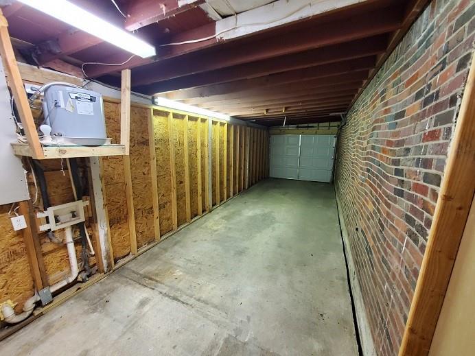 North Riverside Estates - Residential Lease