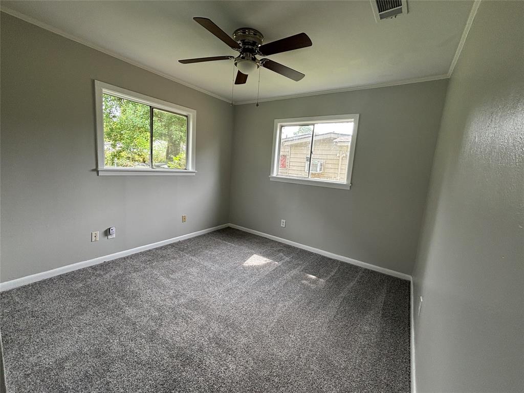 Meadowview Park 02 - Residential Lease