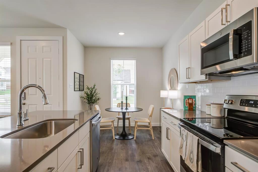 SNAPCLEAN CARWASH - Residential Lease