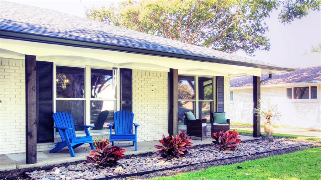 3230 Camelot Drive