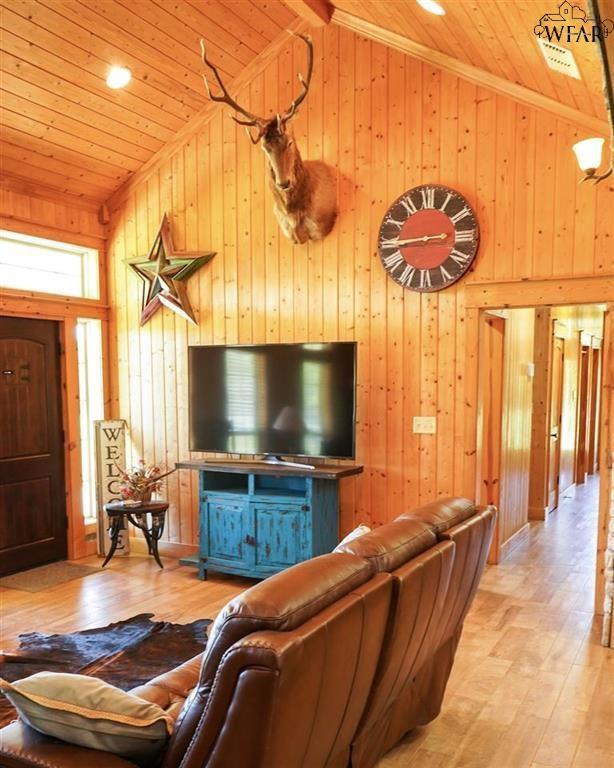 21748 S State Highway 148 Highway S