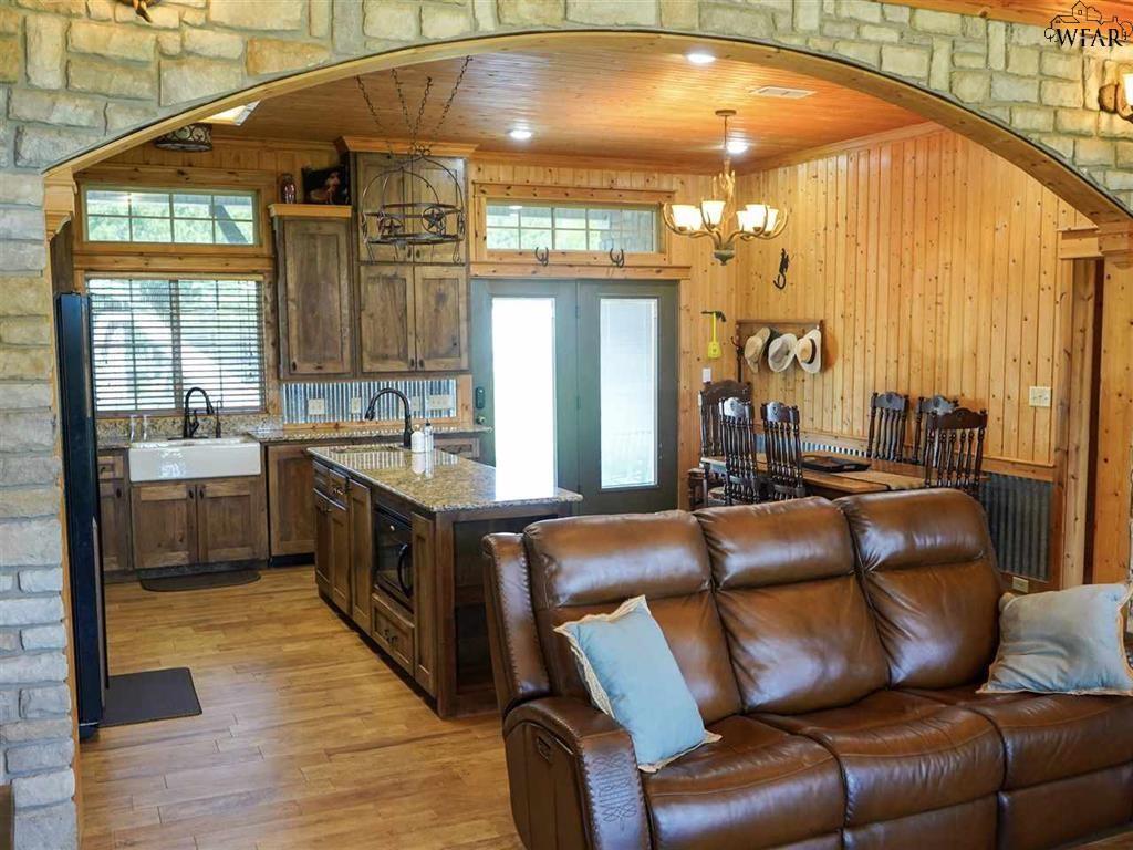 21748 S State Highway 148 Highway S