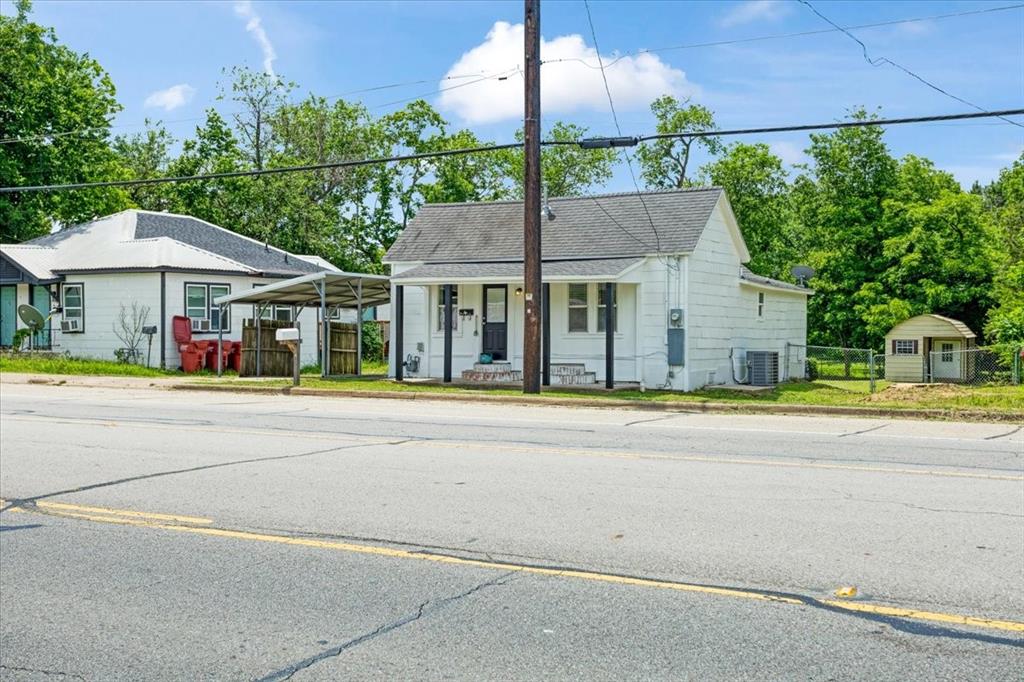 715 W Sam Rayburn Drive