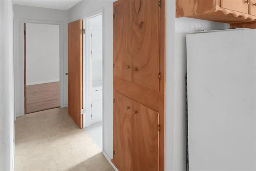 R7831 - SHAMROCK SHORES SECTION B - Residential Lease