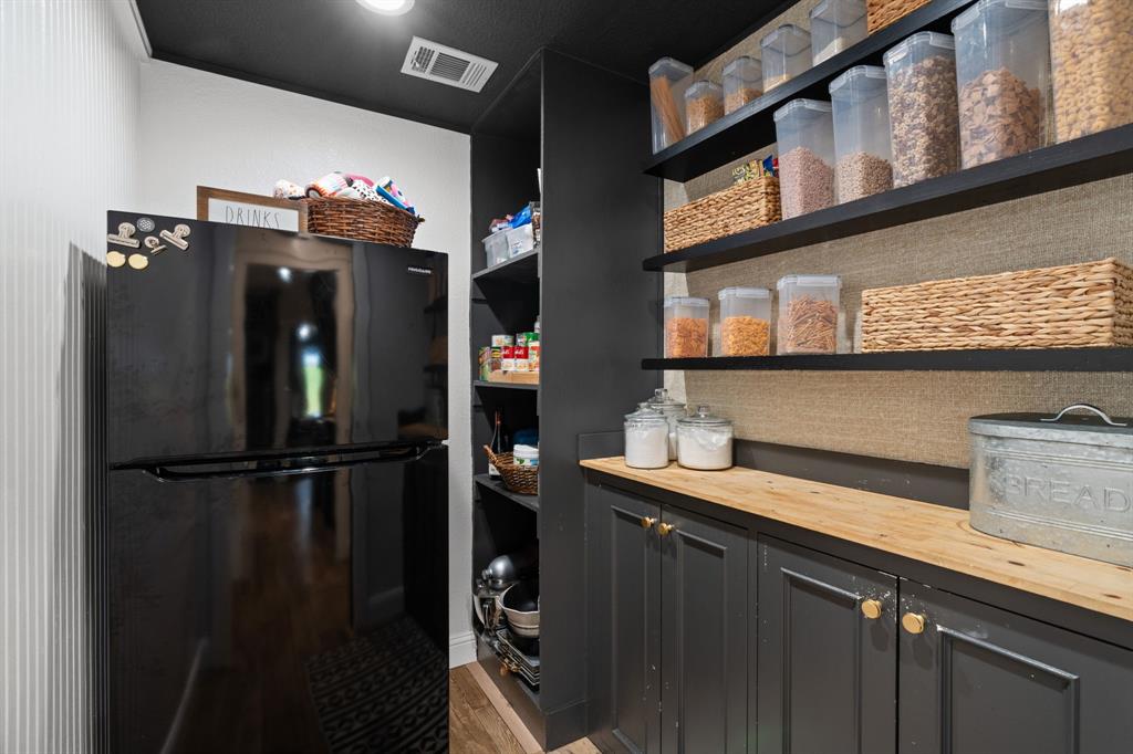 Wm Garrett - Residential