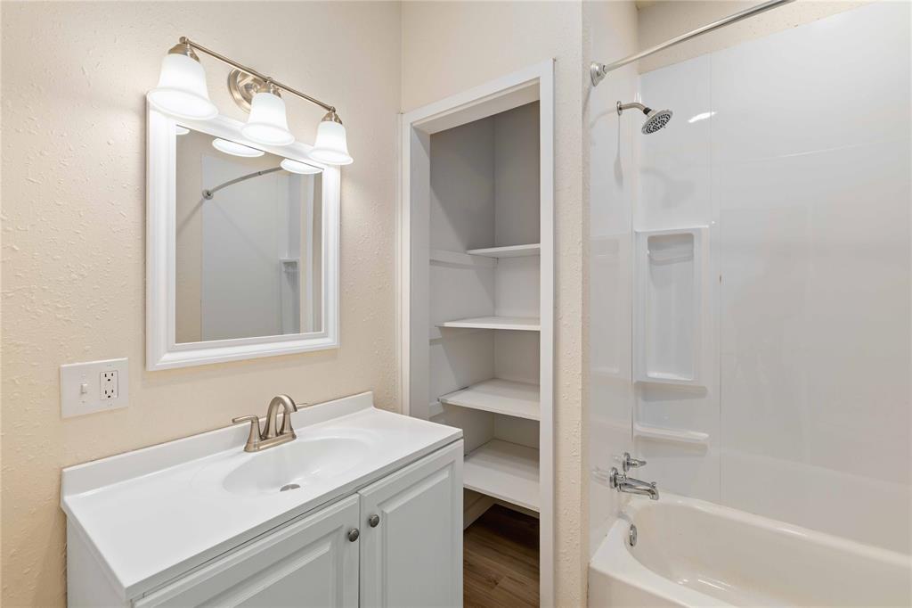 Clow 1 Add Town Coleman - Residential