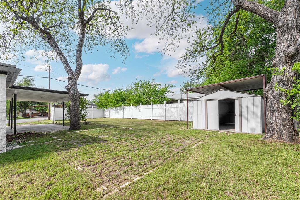 Clow 1 Add Town Coleman - Residential