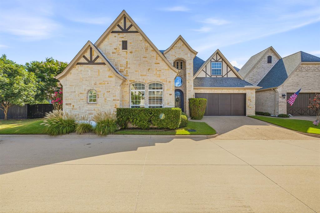 2414 Vineyard Drive