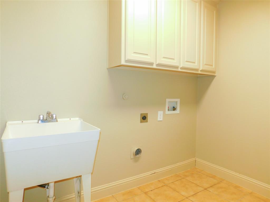 Castle Hills Ph IV Sec A - Residential Lease