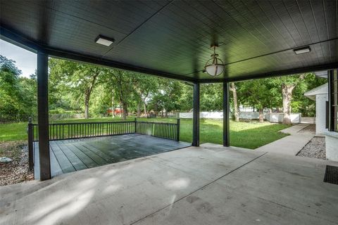 A home in Oak Leaf