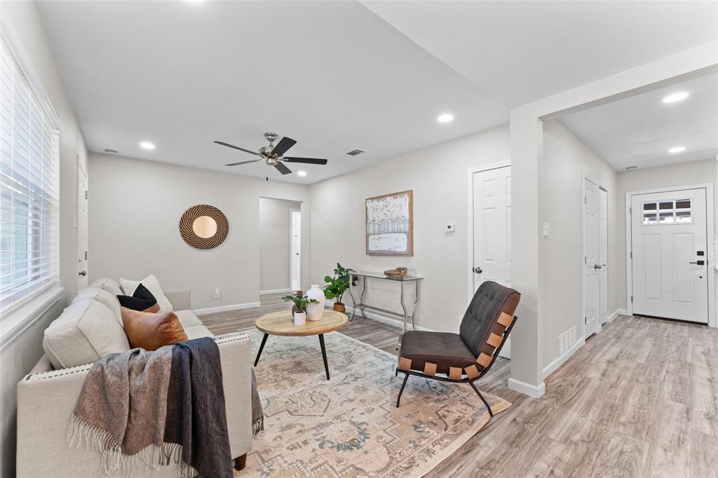 Casa View Oaks 01 - Residential Lease