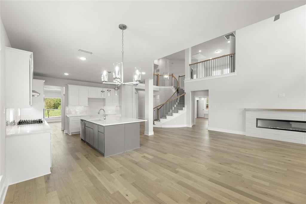 2105 Acorn Creek Circle