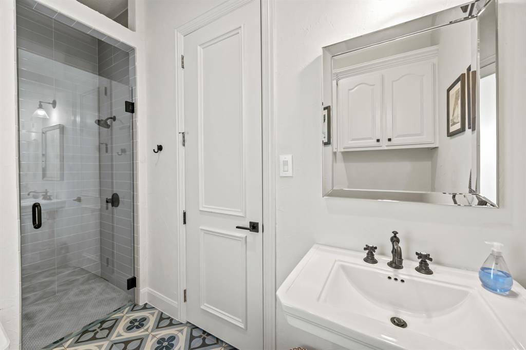 Loch Meadow Estates Add - Residential