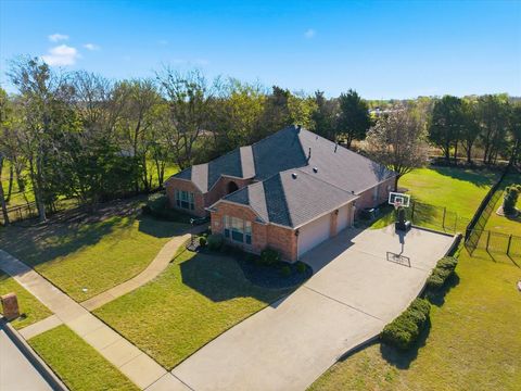 Photo of 200 Stanford Court, Heath, TX 75032 (MLS # 21219609)