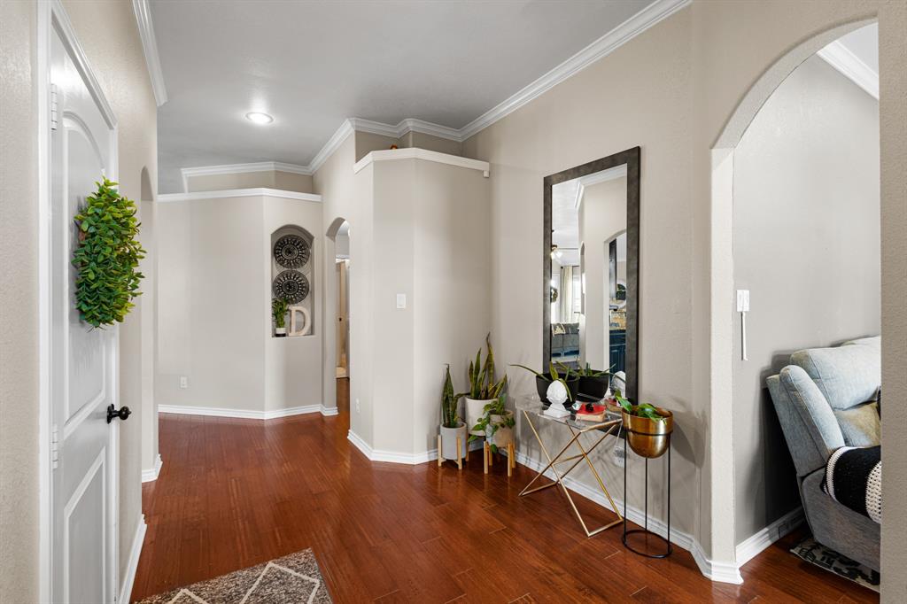 7252 Lake Country Drive
