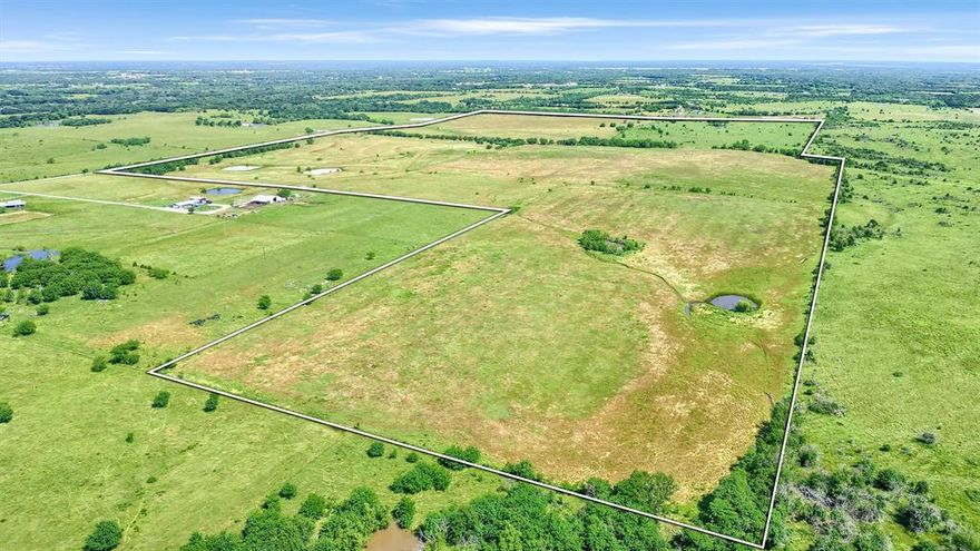 Introducing Prairie View Estates, part of a 213.32 Acre purposed development located on Spalding Rd in Sherman, Texas.  Situated approximately one mile west of the proposed Grayson County Toll Way (Dallas North Toll Way Expansion) 12 miles west of Sherman and 7 miles east of Whitesboro.  Prime property located in the Heart of Grayson County’s growth explosion with Texas Instruments expansion, GlobiTech (chip manufacturer), Sherman’s Progressive Park, Preston Harbor Development and many more commercial and industrial projects.  Making Grayson County one of the most thriving areas in the US.  Property has access to Co-op utilities at the road frontage with an ag exemption in place. Rolling hills, lush meadows with ample views in all directions for miles.  Opportunities abound with this beautiful piece of land.