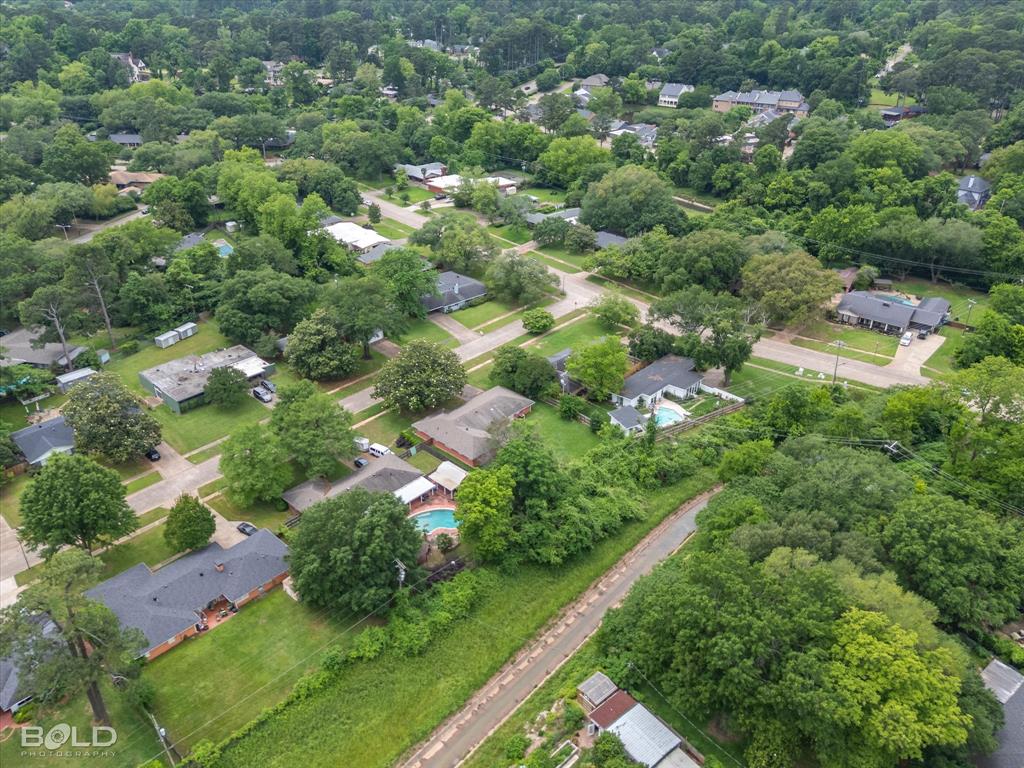 Shreveport, Louisiana 71105, United States, 3 Bedrooms Bedrooms, ,3 BathroomsBathrooms,Residential,Pending,119701