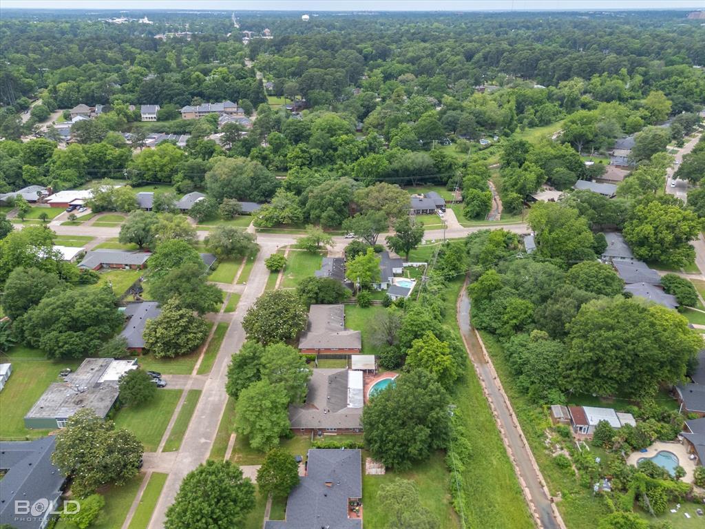 Shreveport, Louisiana 71105, United States, 3 Bedrooms Bedrooms, ,3 BathroomsBathrooms,Residential,Pending,119701